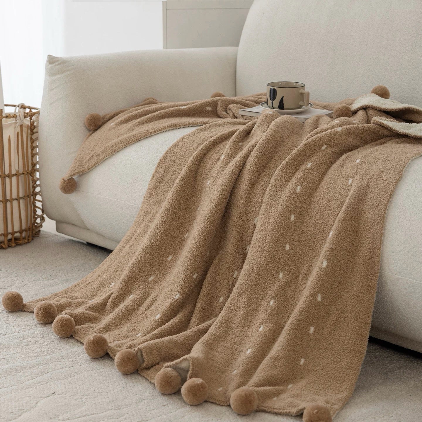 Dotted Half Edge Fleece Blanket A Maternity-grade Christmas Blanket Red Autumn Winter Thickened Double-sided Nap Blanket