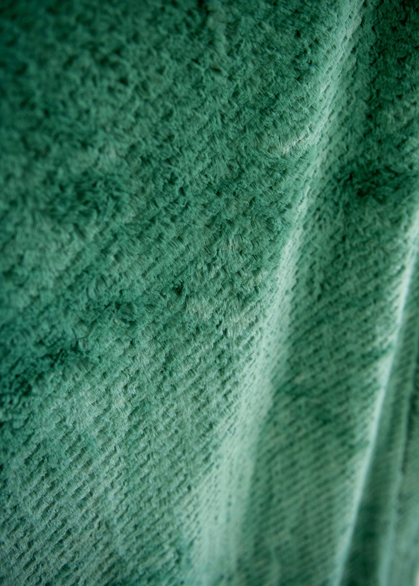 Feathers Wreath Green Blanket - Final Sale